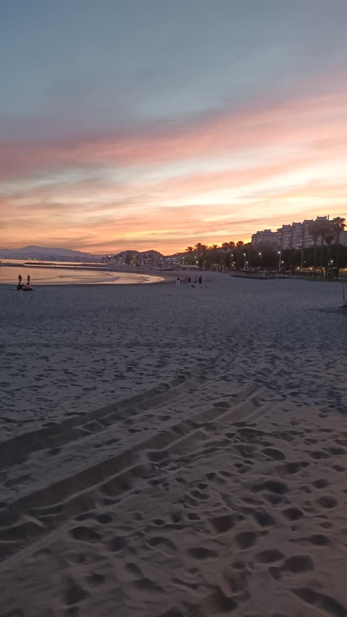 Playa 45, First Line Beach House Málaga Buitenkant foto